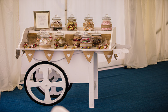 Beckford Inn Wedding Photography - Claire & Stephen-254