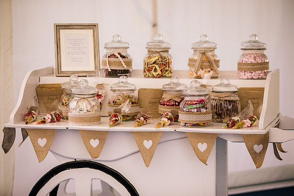 Beckford Inn Wedding Photography - Claire & Stephen-255