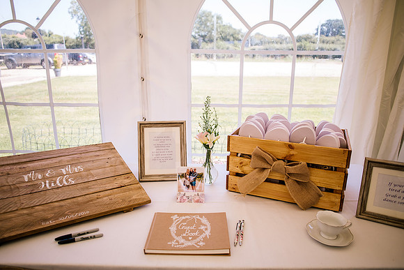 Beckford Inn Wedding Photography - Claire & Stephen-261