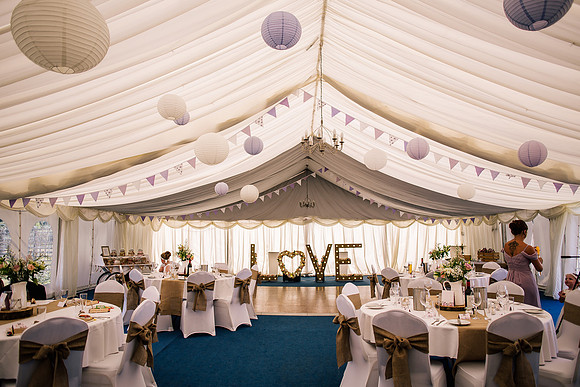 Beckford Inn Wedding Photography - Claire & Stephen-271