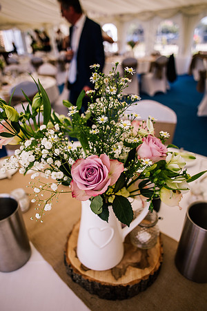 Beckford Inn Wedding Photography - Claire & Stephen-277