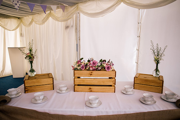 Beckford Inn Wedding Photography - Claire & Stephen-276