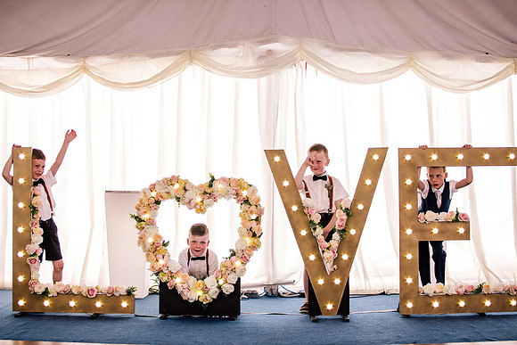 Beckford Inn Wedding Photography - Claire & Stephen-302