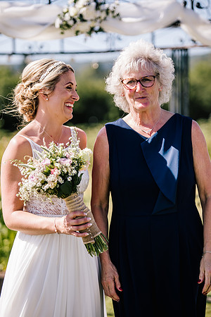 Beckford Inn Wedding Photography - Claire & Stephen-338