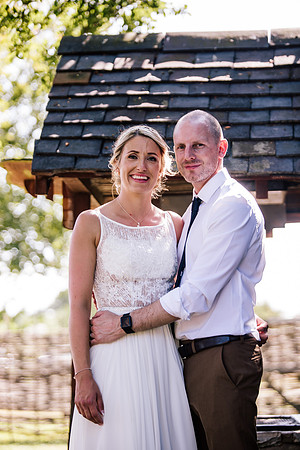Beckford Inn Wedding Photography - Claire & Stephen-384
