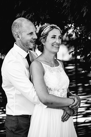 Beckford Inn Wedding Photography - Claire & Stephen-394