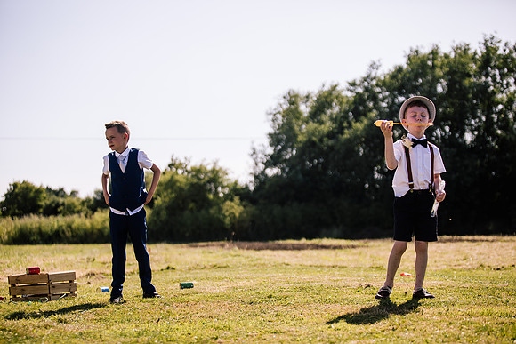 Beckford Inn Wedding Photography - Claire & Stephen-442