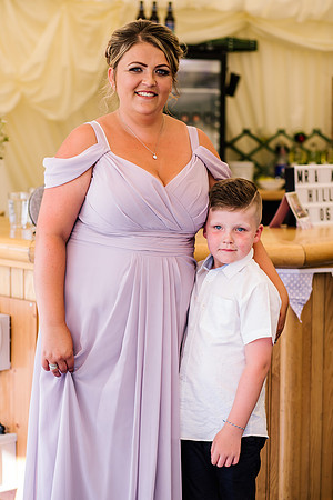 Beckford Inn Wedding Photography - Claire & Stephen-494