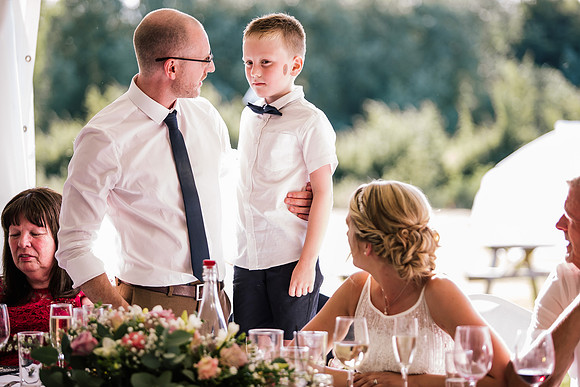 Beckford Inn Wedding Photography - Claire & Stephen-567