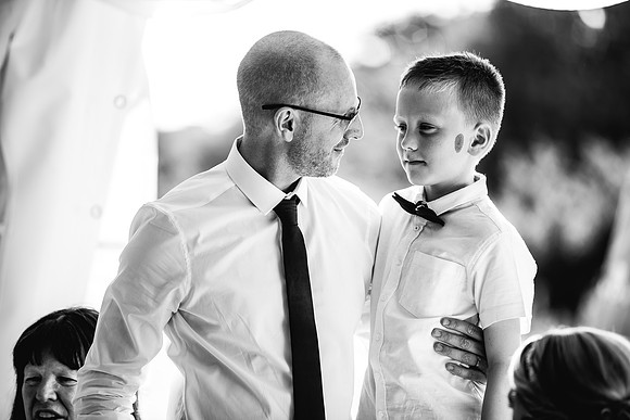 Beckford Inn Wedding Photography - Claire & Stephen-570