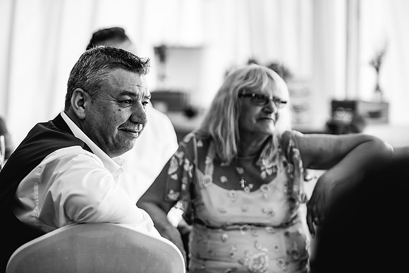 Beckford Inn Wedding Photography - Claire & Stephen-602