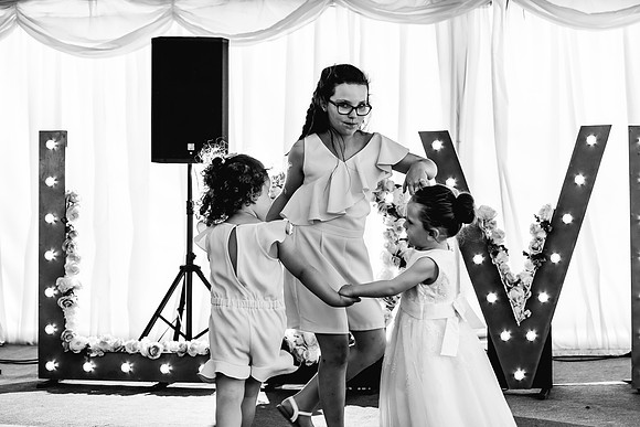 Beckford Inn Wedding Photography - Claire & Stephen-648