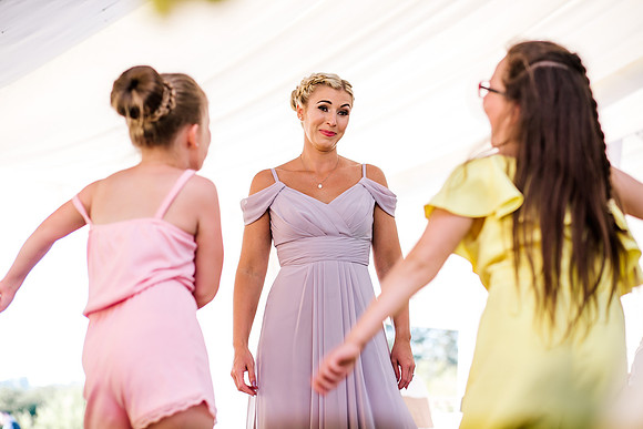Beckford Inn Wedding Photography - Claire & Stephen-674