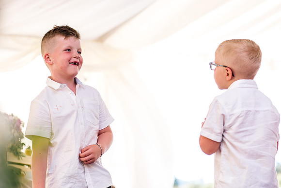Beckford Inn Wedding Photography - Claire & Stephen-678