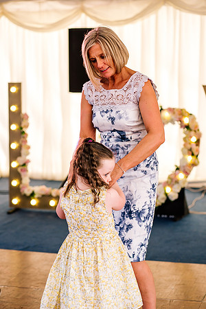 Beckford Inn Wedding Photography - Claire & Stephen-709