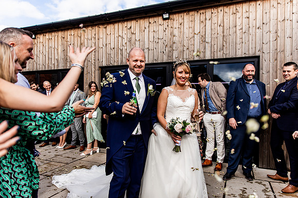 Hanbury Barn Wedding Photography - Laura & Phil-401