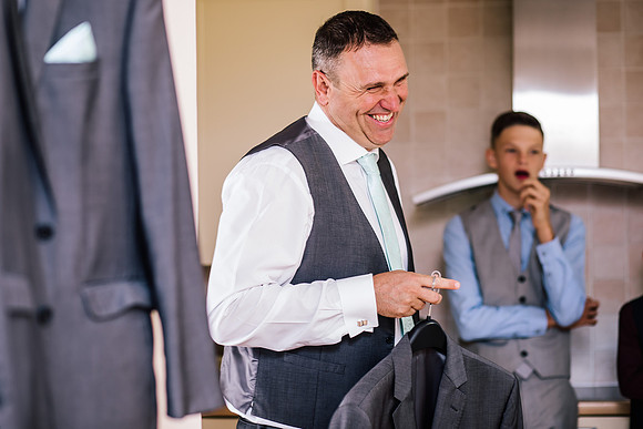 The Oak Tree Of Peover Wedding Photography - Cheshire Wedding Photographer-202