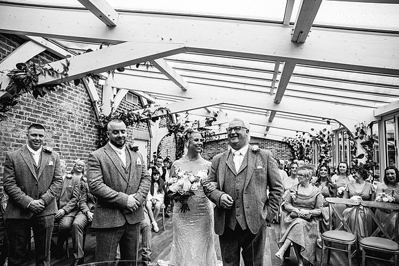 Foxtail Barns Wedding Photography - Kate & Jonathon-275