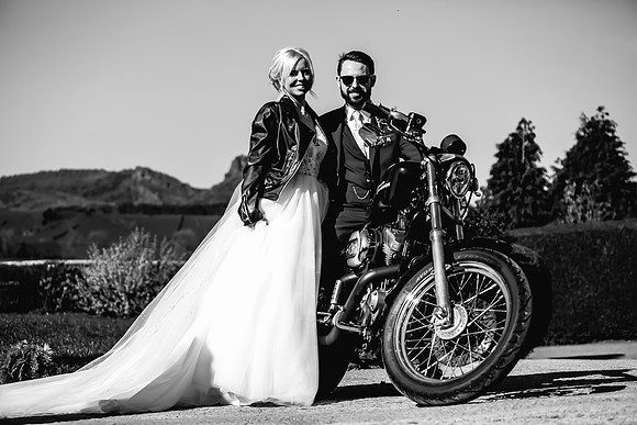 Three Horseshoes Wedding Photography - Staffordshire Weddding Photographer - Laura & Louis-427