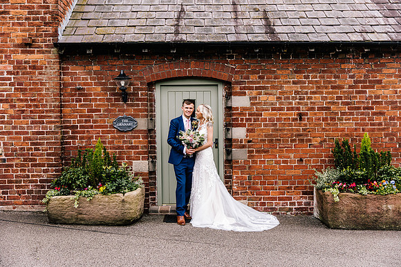 Sandhole Oak Barn Wedding Photography - Caitlin & Shane-713