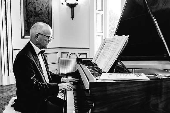 Keele Hall Wedding Photography - Katie & Simon-473