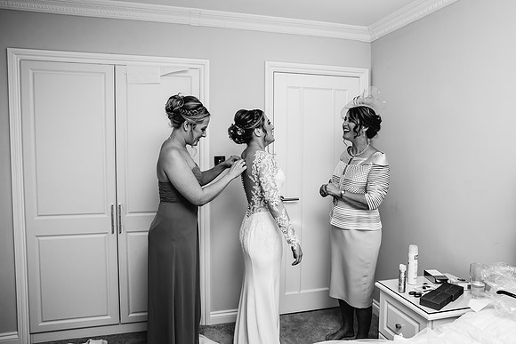Aston Marina Wedding Photography - Sarah & Mathew-134