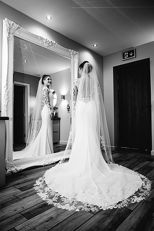 Aston Marina Wedding Photography - Sarah & Mathew-403
