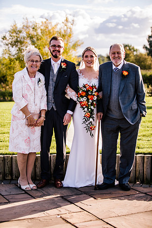 Aston Marina Wedding Photography - Sarah & Mathew-443