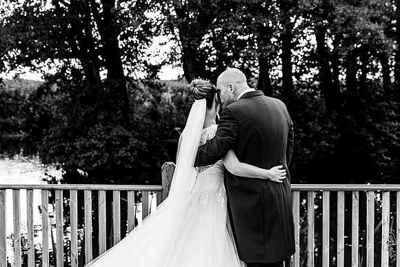 Hanbury Barn Wedding Photography - Laura & Phil-588