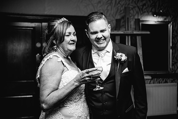 Jane & David - Gift Of A Wedding - Moat House Acton Trussell-305
