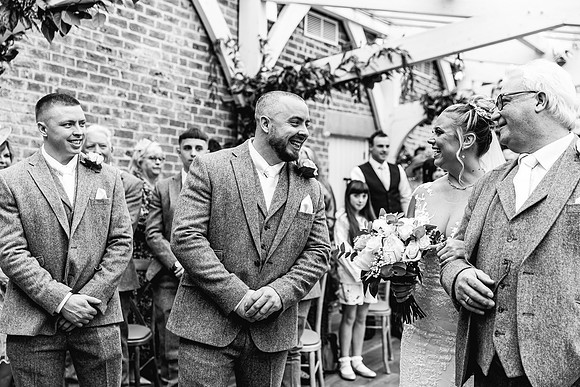 Foxtail Barns Wedding Photography - Kate & Jonathon-269