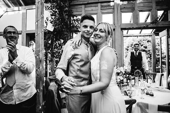 The Oak Tree Of Peover Wedding Photography - Cheshire Wedding Photographer-928