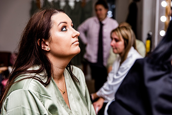 Hanbury Barn Wedding Photography - Laura & Phil-44
