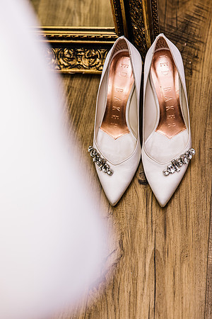 Manor House Hotel Wedding Photography - Megen & Dan-3