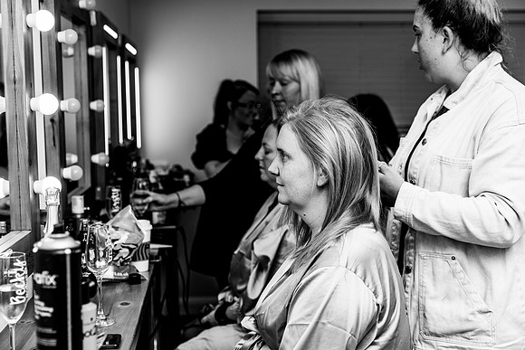 Hanbury Barn Wedding Photography - Laura & Phil-31