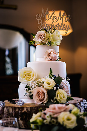 Three Horseshoes Wedding Photography - Staffordshire Weddding Photographer - Laura & Louis-184