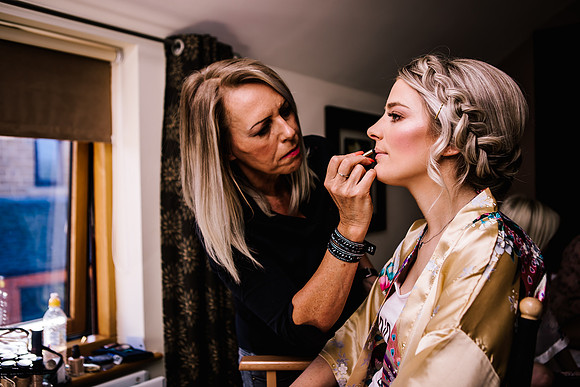 Three Horseshoes Wedding Photography - Staffordshire Weddding Photographer - Laura & Louis-78