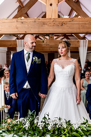 Hanbury Barn Wedding Photography - Laura & Phil-300