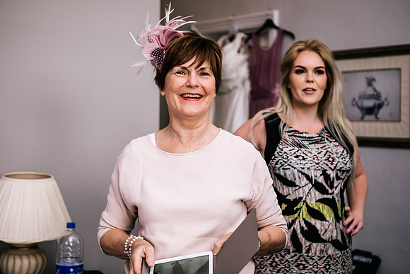 Dovecliff Hall Hotel Wedding Photography - Staffordshire Wedding Photographer - Kirsty & Ian-86
