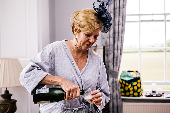 Dovecliff Hall Hotel Wedding Photography - Staffordshire Wedding Photographer - Kirsty & Ian-122