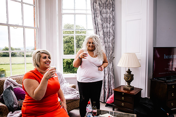 Dovecliff Hall Hotel Wedding Photography - Staffordshire Wedding Photographer - Kirsty & Ian-125