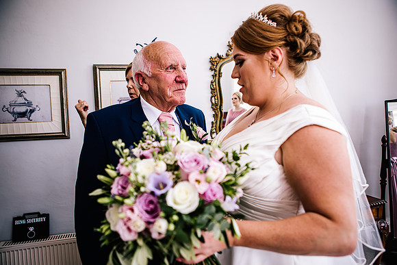 Dovecliff Hall Hotel Wedding Photography - Staffordshire Wedding Photographer - Kirsty & Ian-233
