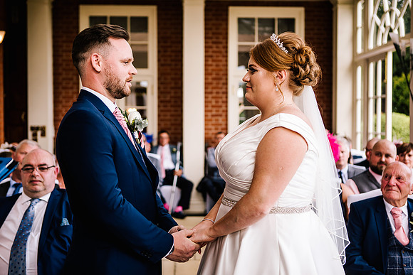 Dovecliff Hall Hotel Wedding Photography - Staffordshire Wedding Photographer - Kirsty & Ian-271