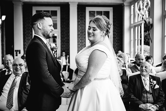 Dovecliff Hall Hotel Wedding Photography - Staffordshire Wedding Photographer - Kirsty & Ian-277