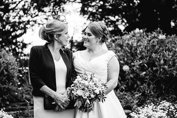 Dovecliff Hall Hotel Wedding Photography - Staffordshire Wedding Photographer - Kirsty & Ian-426