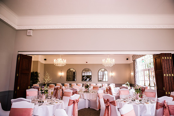 Dovecliff Hall Hotel Wedding Photography - Staffordshire Wedding Photographer - Kirsty & Ian-546