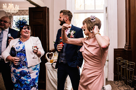 Dovecliff Hall Hotel Wedding Photography - Staffordshire Wedding Photographer - Kirsty & Ian-553