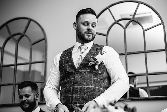 Dovecliff Hall Hotel Wedding Photography - Staffordshire Wedding Photographer - Kirsty & Ian-589