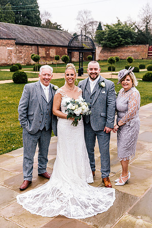 Foxtail Barns Wedding Photography - Kate & Jonathon-570