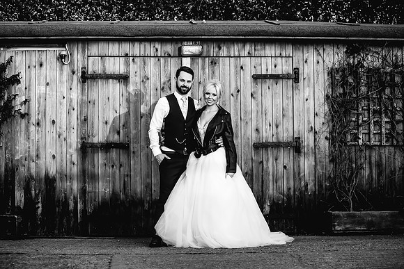 Three Horseshoes Wedding Photography - Staffordshire Weddding Photographer - Laura & Louis-609